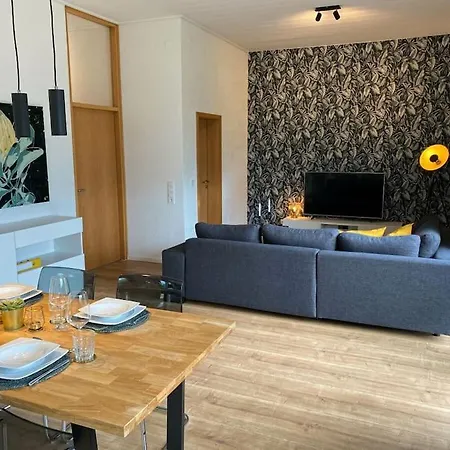 Gro-ferienhaus *